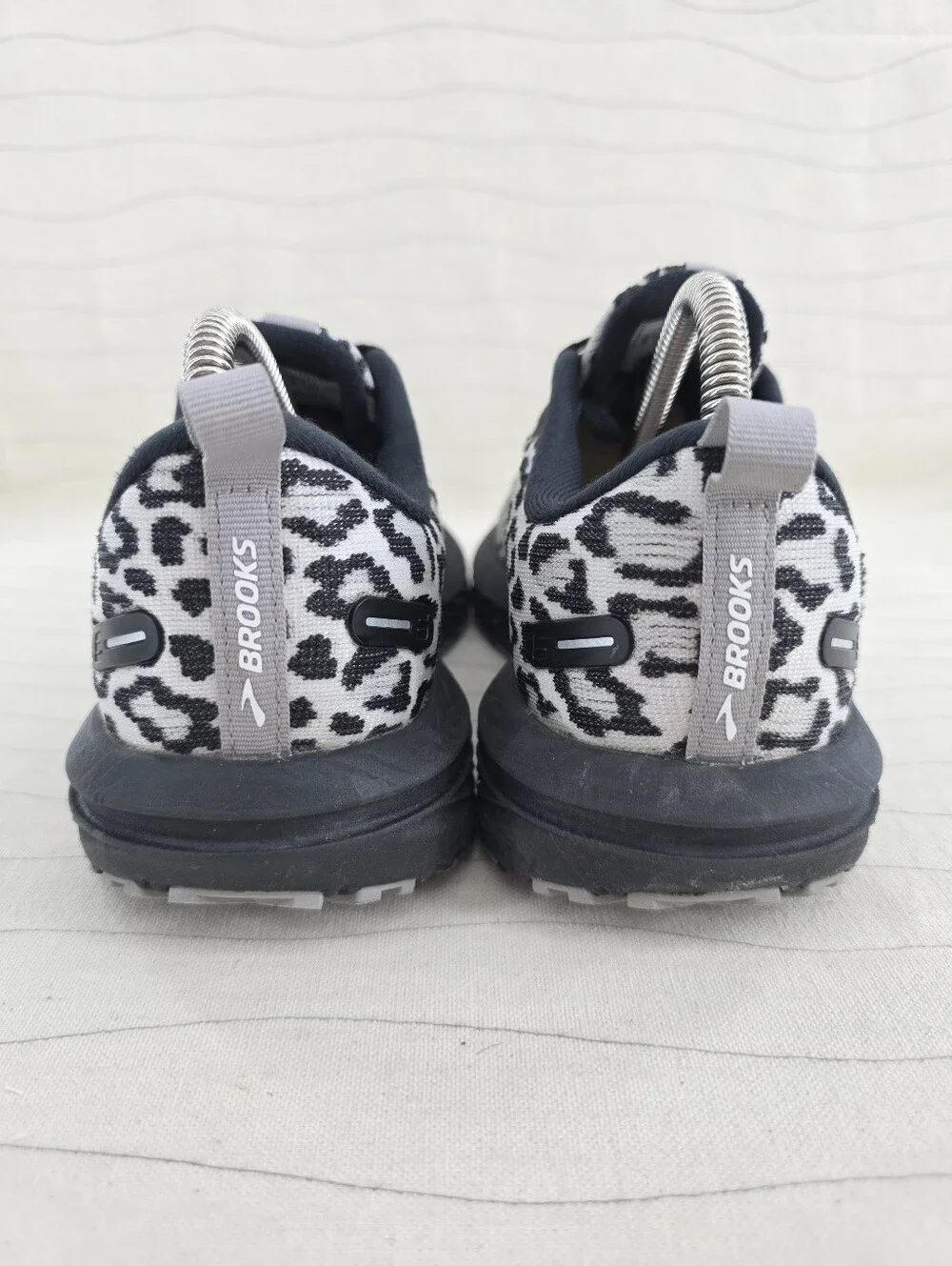 Brooks details look